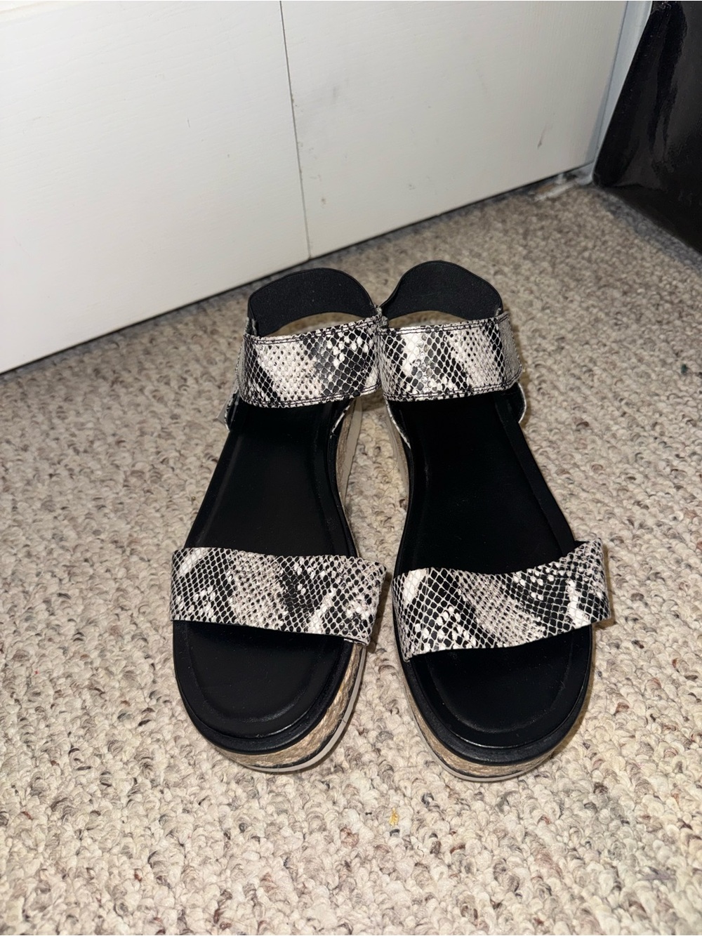 NEW Franco Sarto Black and Snake-Print Strap Sandals